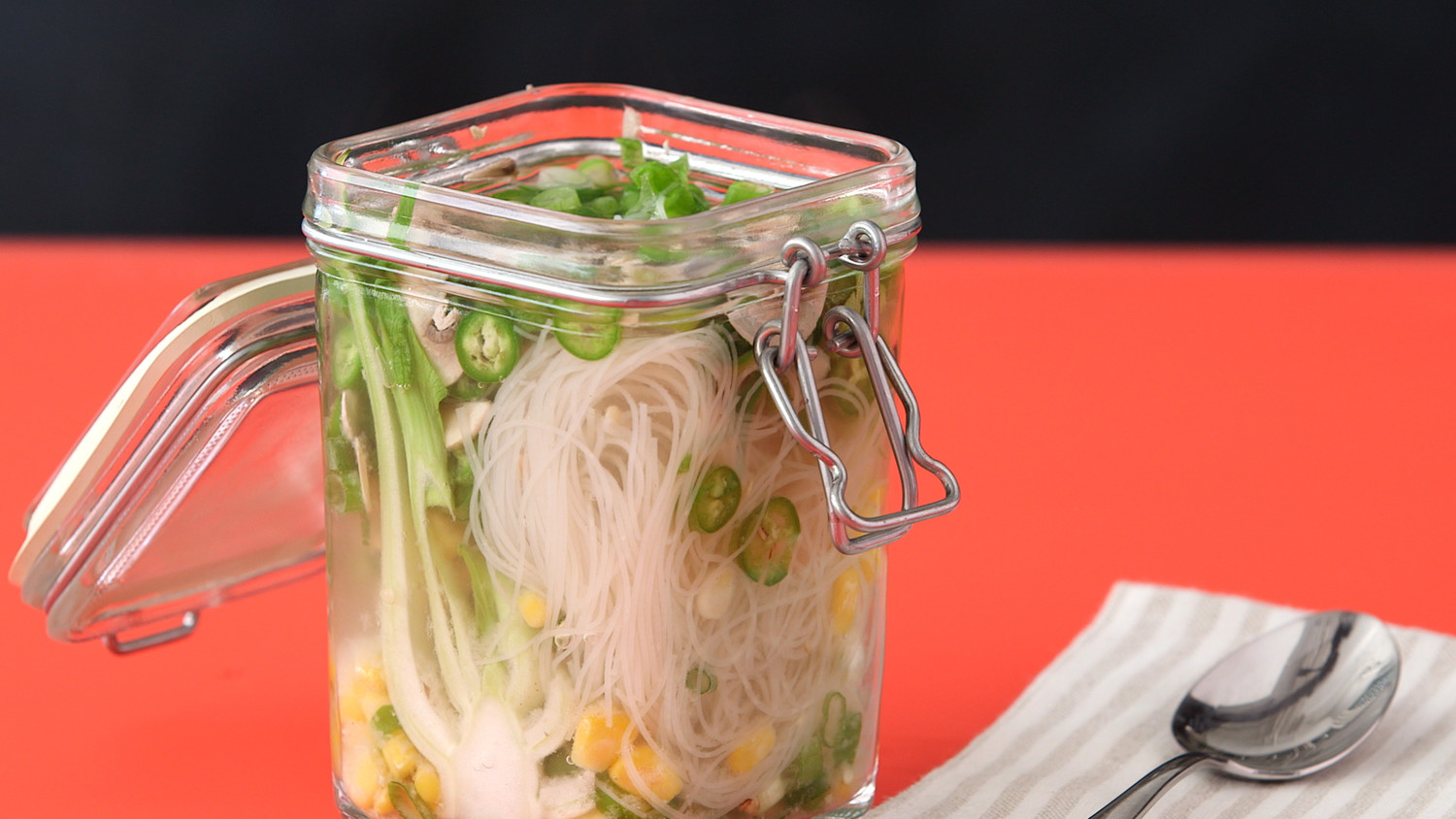 video-instant-asian-rice-noodle-soup-martha-stewart